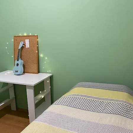 Ueskuedar Merkezde Ve Kadikoey'e 5 Dk Uzaklikta Ev شقة *