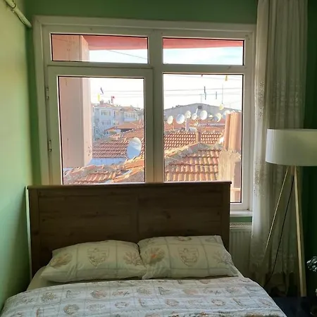 Apartment Ueskuedar Merkezde Ve Kadikoey'e 5 Dk Uzaklikta Ev *