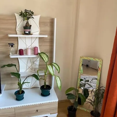 Ueskuedar Merkezde Ve Kadikoey'e 5 Dk Uzaklikta Ev איסטמבול